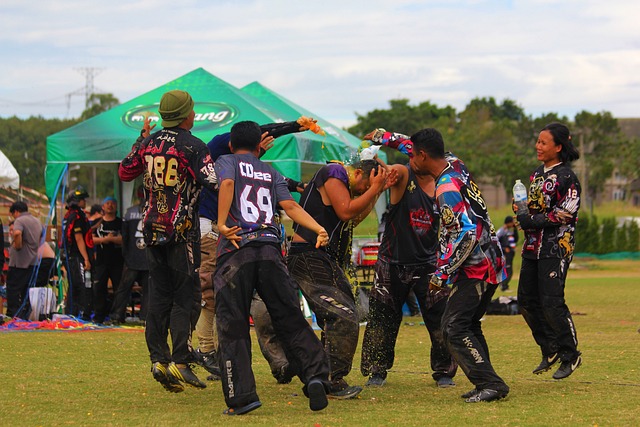 他们熟练运 他们熟练运